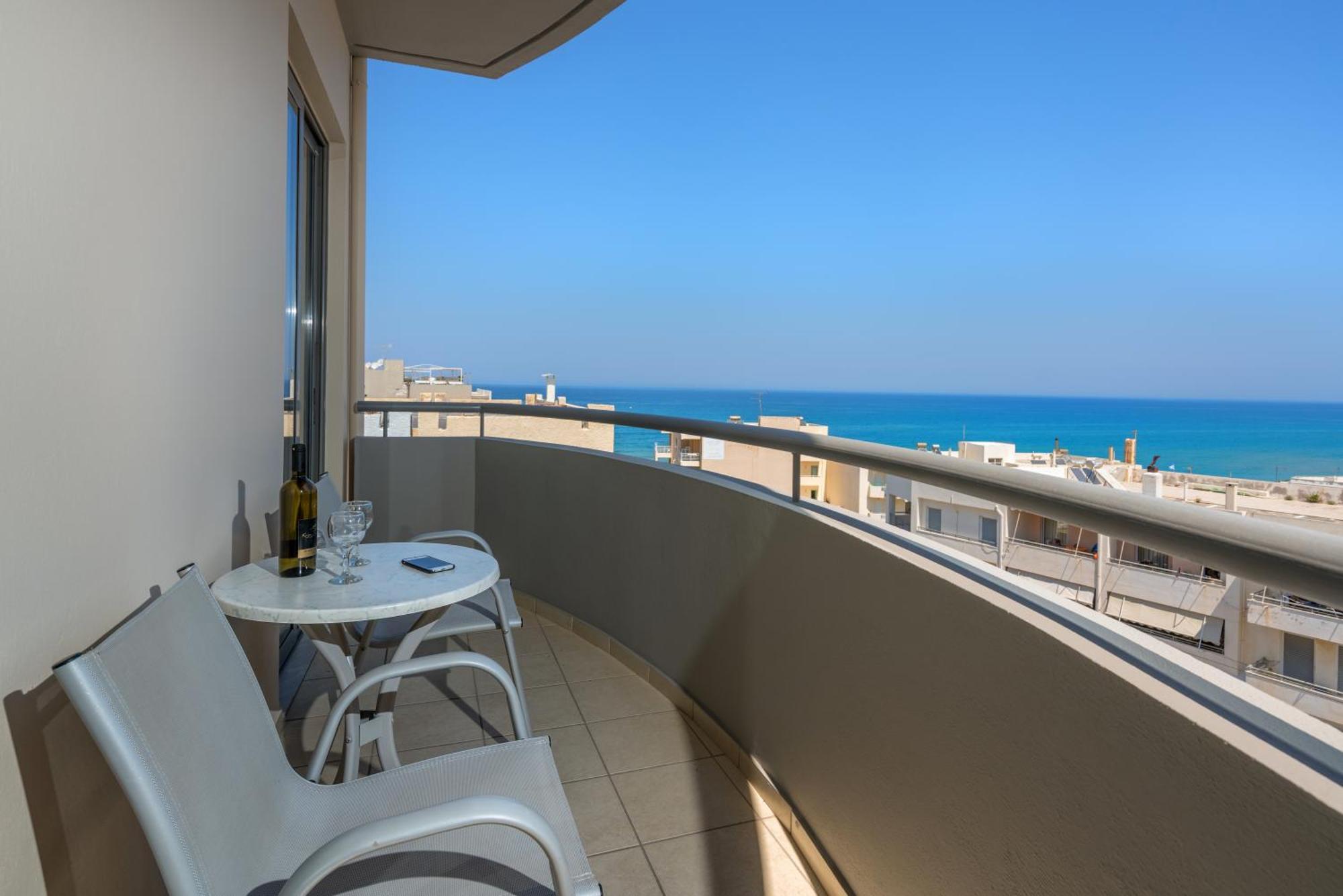 Lefkoniko Beach & Icarus Suite Apts Rethymno Eksteriør bilde