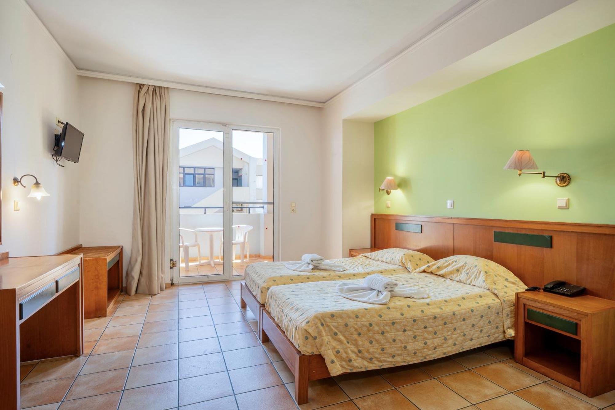 Lefkoniko Beach & Icarus Suite Apts Rethymno Eksteriør bilde